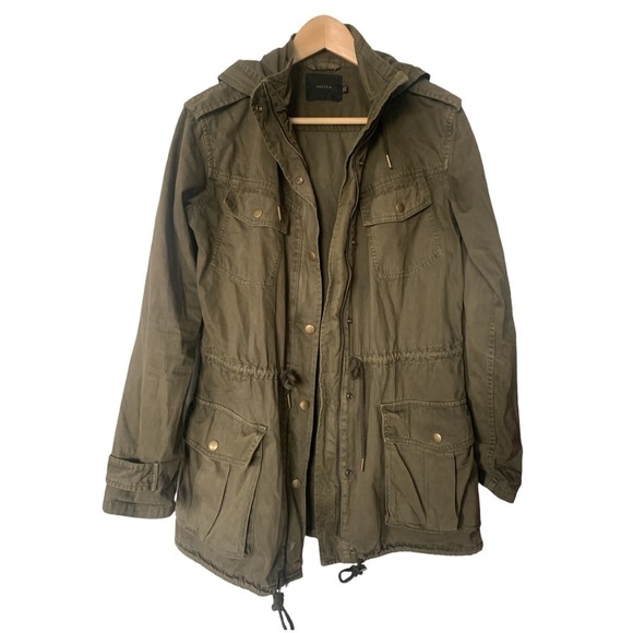 ARITZIA Talula Green Button Up Hooded Utility Jacket - Picture 9 of 10